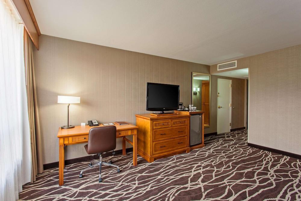 Hotel Doubletree By Hilton San Bernardino Exteriér fotografie