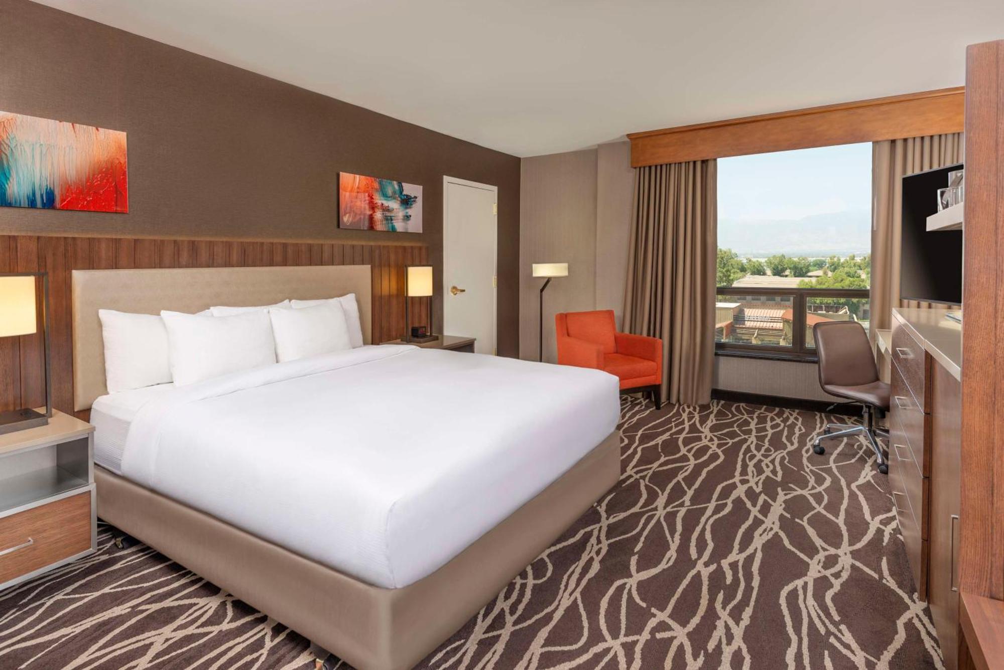 Hotel Doubletree By Hilton San Bernardino Exteriér fotografie